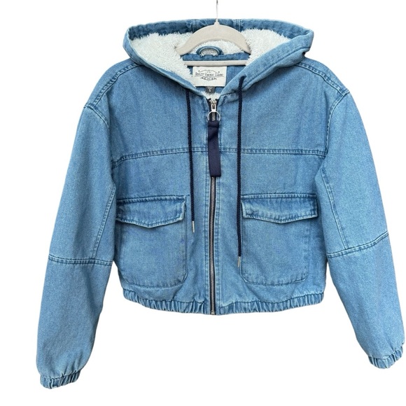 Ashley Vintage Charm Jackets & Blazers - Ashley Vintage Charm Women’s Denim Jacket Cropped size Small Fuzzy Blue …